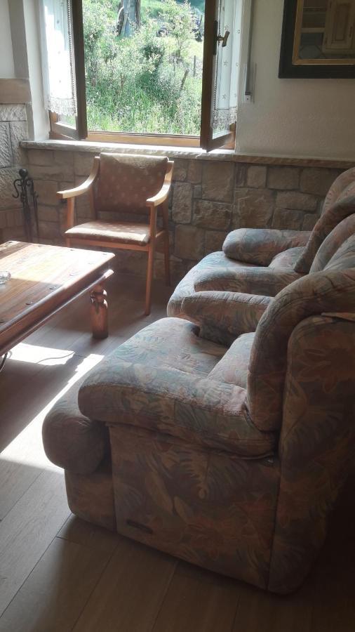 Apartamento Casa Geli #1 La Robellada de Onis Buitenkant foto