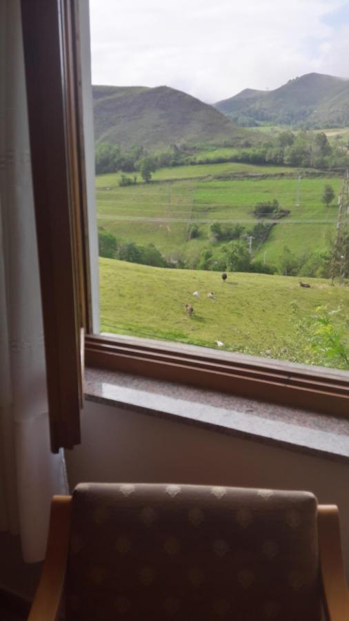 Apartamento Casa Geli #1 La Robellada de Onis Buitenkant foto